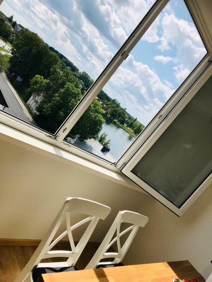 Cozy Apartment With Lake View Тракай Экстерьер фото